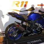 Battlax Racing R11 - 08