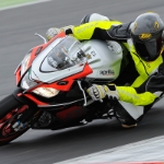 Aprilia RSV4 RF Press Test