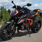 KTM 1290 Super Duke R im Landstraßen Test