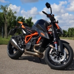 KTM 1290 Superduke R - 04