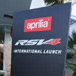 Aprilia RSV4 1100 Factory - 32