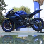 Yamaha R7 - 03