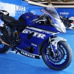 Yamaha R7 - 65