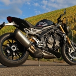 Triumph Speed Triple 1200 RS - 04