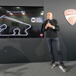 Ducati Hypermotard V2 - 03