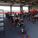 Ducati Hypermotard V2 - 09