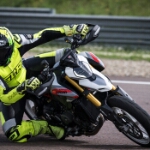 Ducati Hypermotard V2 - 22