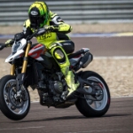 Ducati Hypermotard V2 - 27