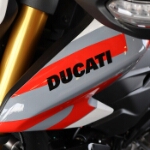 Ducati Hypermotard V2 - 31