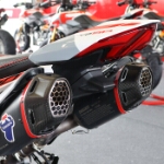 Ducati Hypermotard V2 - 33