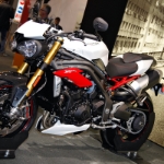Triumph auf der EICMA 2015