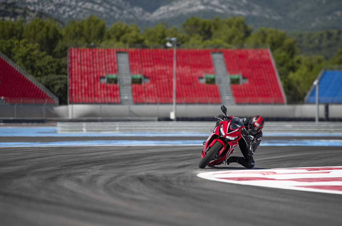 Honda CBR650R 2019 - 04