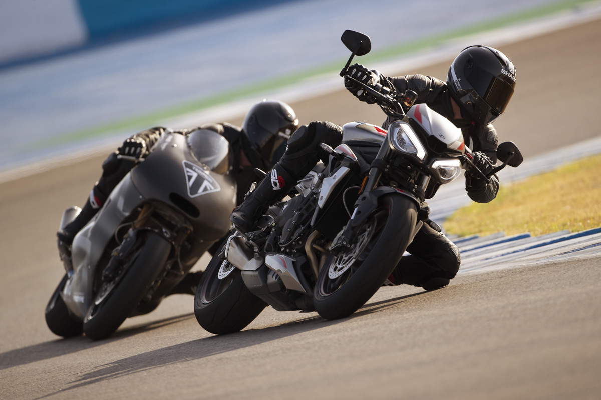 Ein „Naked Racer mit Moto2™-DNA: die neue TRIUMPH Street 